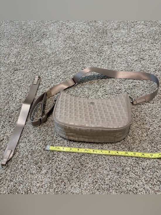 crossbody bag lululemon Everywhere Belt 1L (Neo Mint) Lululemon Crossbody Bag with Nano